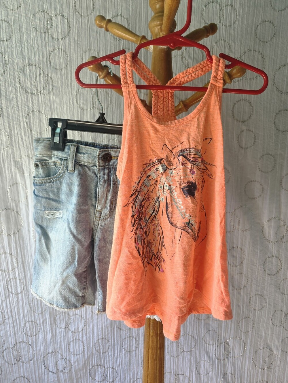 Little 🙋‍♀️ Coral Horse Tank And Super Cute Jean Shorts